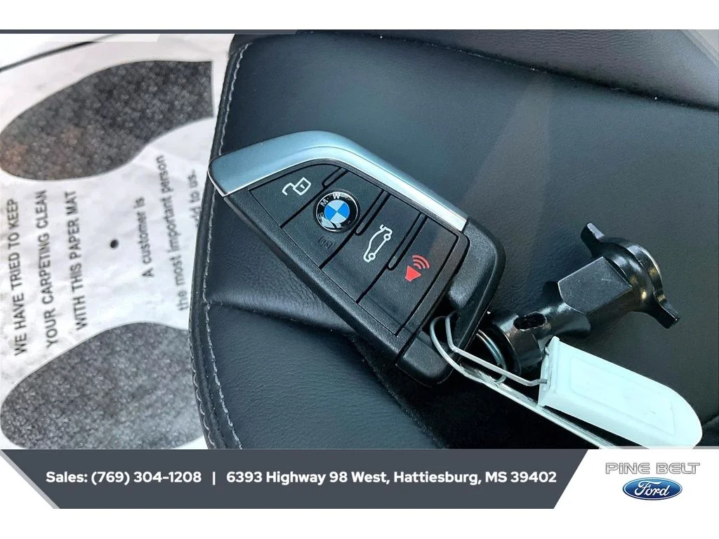 Used 2024 Brooklyn Gray Metallic BMW Base image 9
