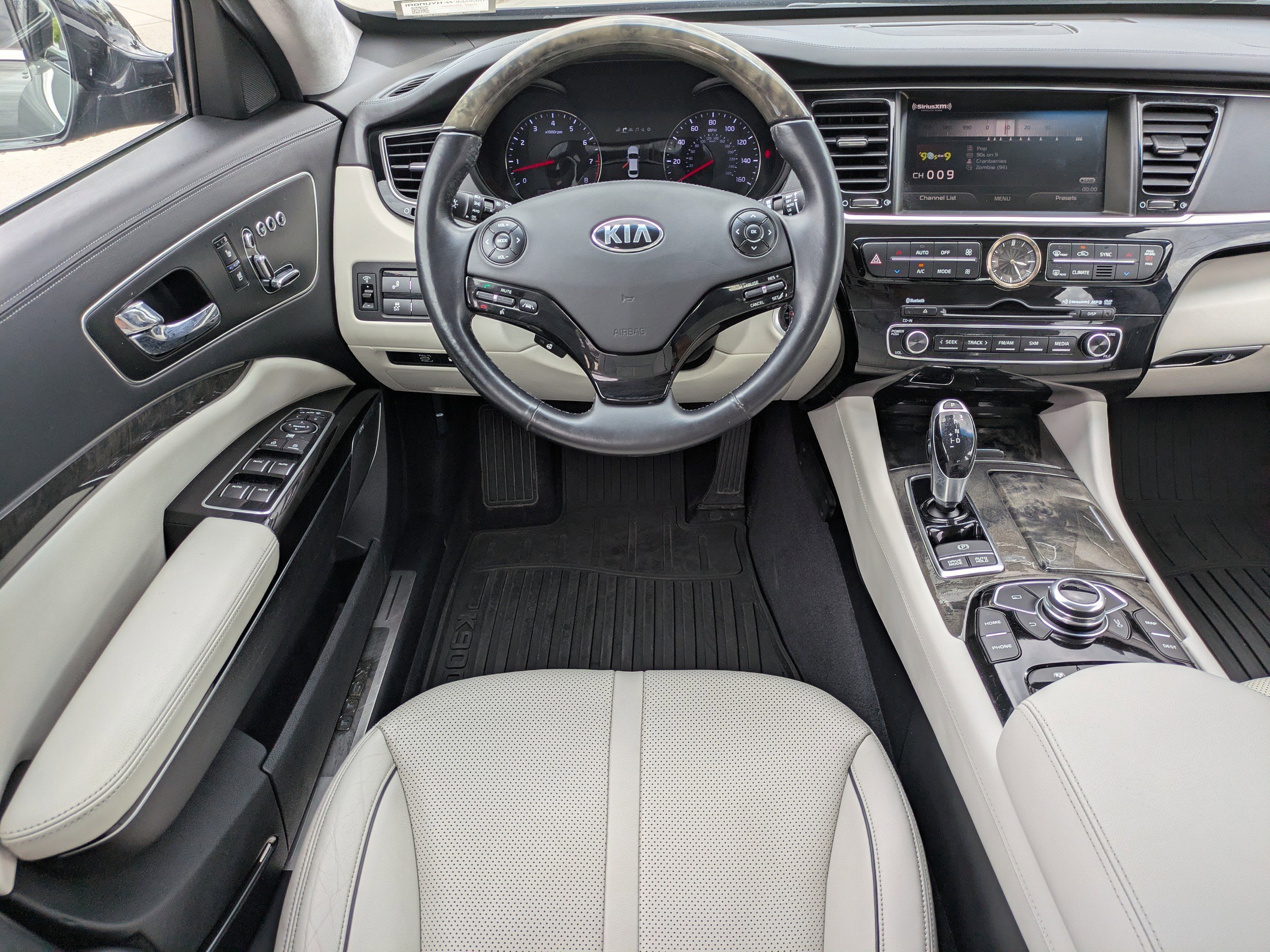 2015 Kia K900 Luxury - Photo 15