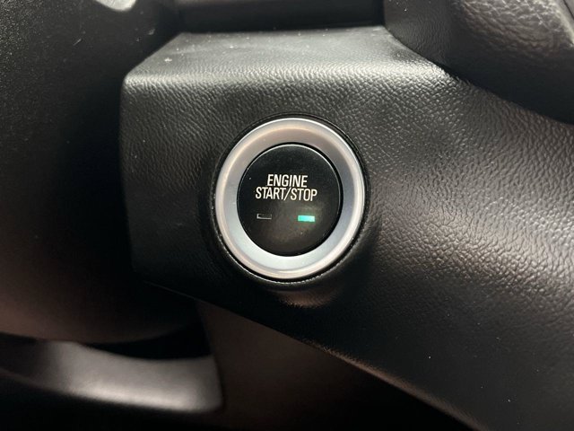 Used 2018 Summit White GMC SLE image 20