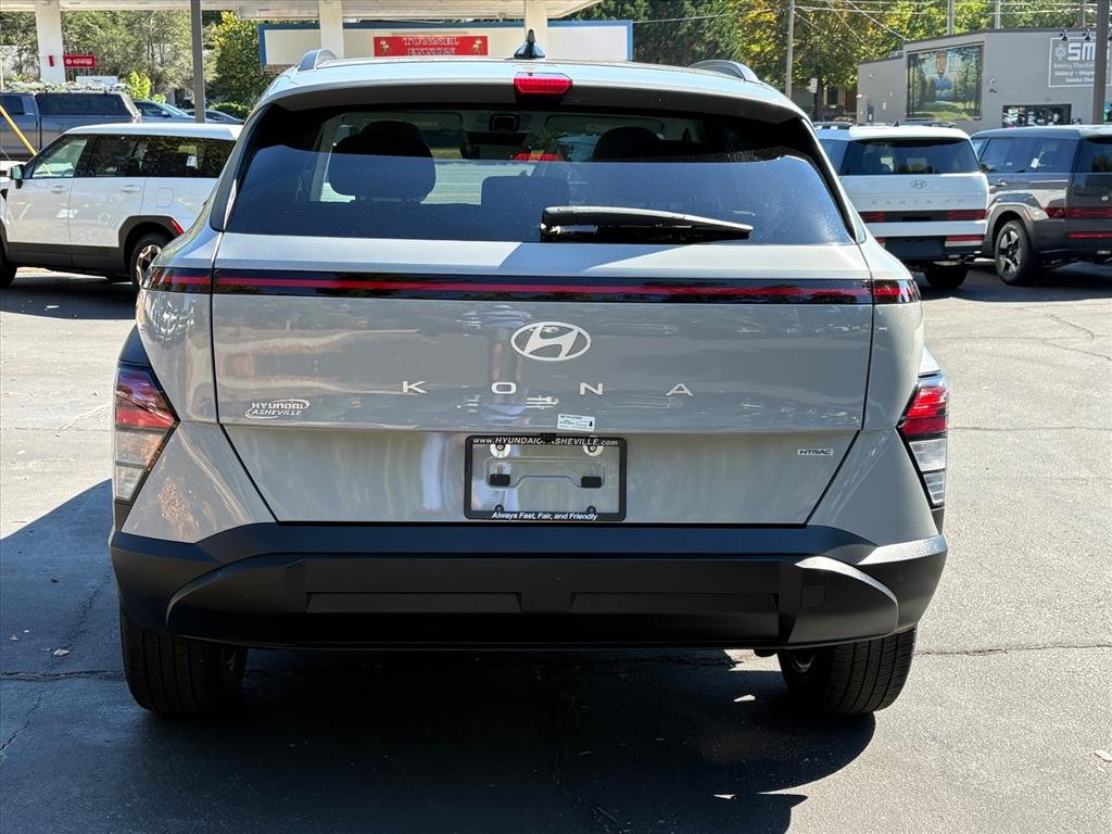 Certified Used 2025 Cyber Gray Metallic Hyundai SEL image 5