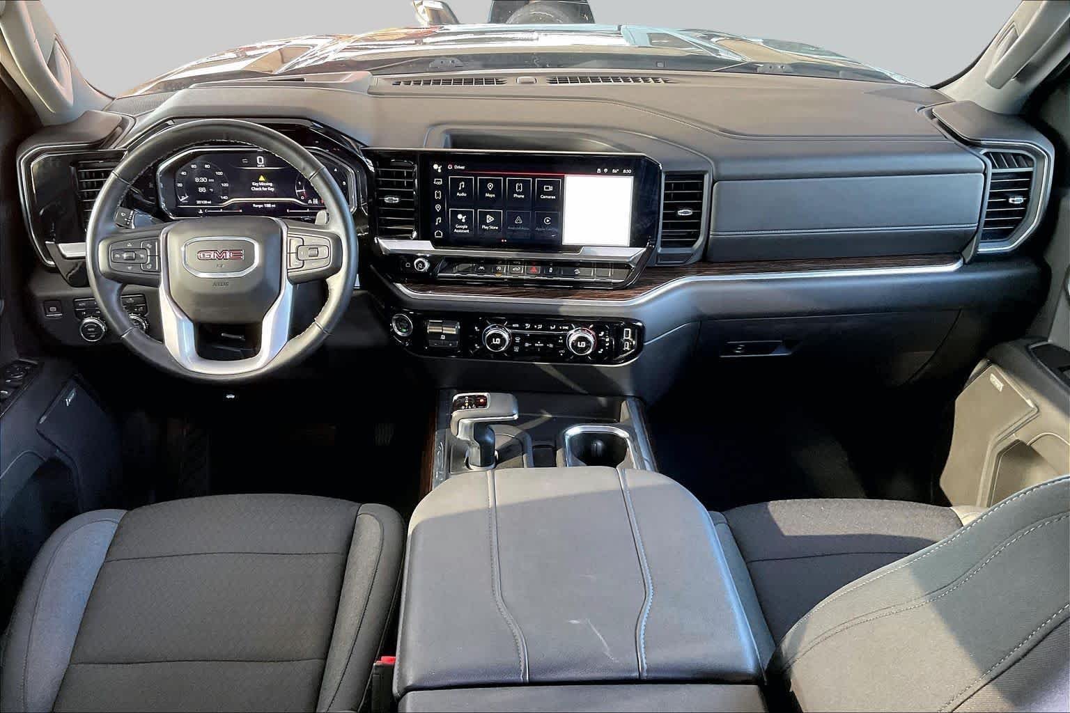 Used 2024 Onyx Black GMC Elevation image 12