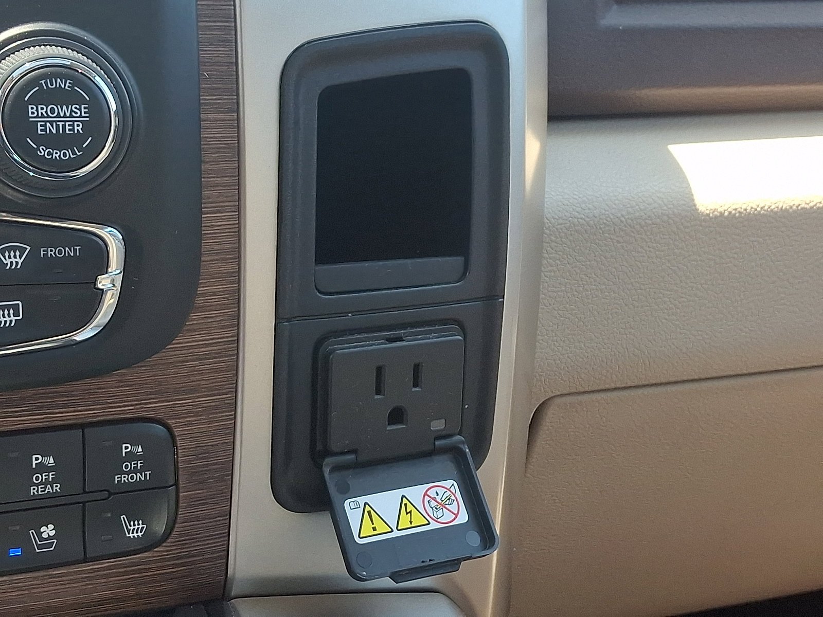 Used 2015 Black Clearcoat Ram Laramie image 37