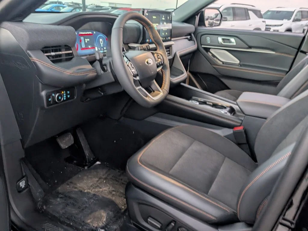 New 2026 Black Ford Tremor image 6