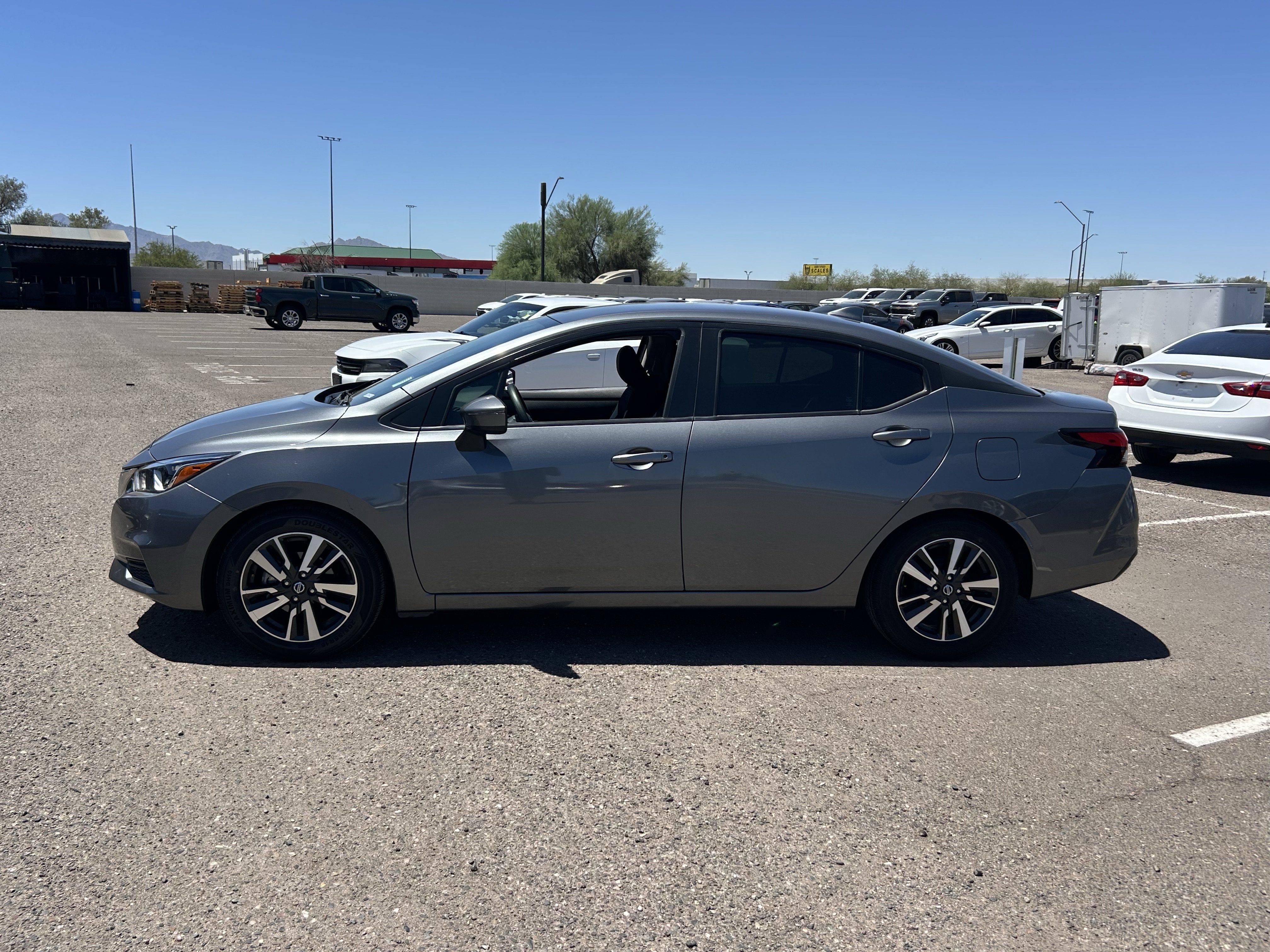 Used 2020 Nissan Versa Sedan SV with VIN 3N1CN8EV5LL871682 for sale in Avondale, AZ