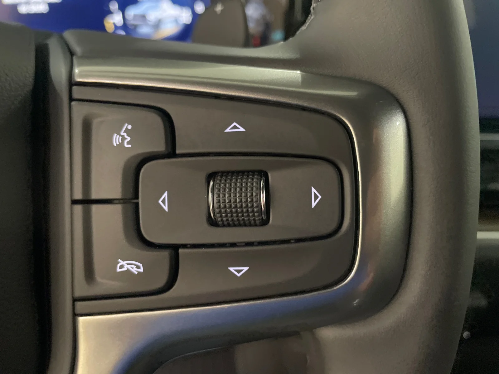New 2026 Summit White Chevrolet LT Trail Boss image 15