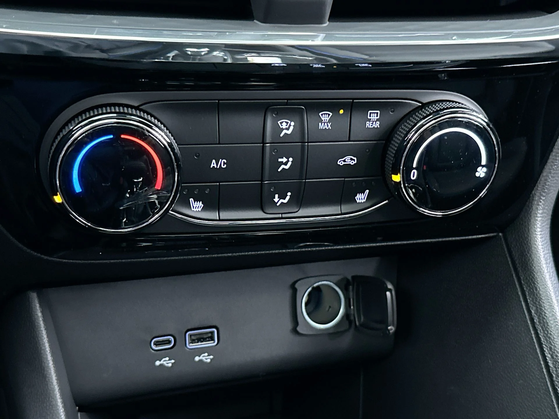 2026 Buick Encore GX Sport Touring - Photo 71
