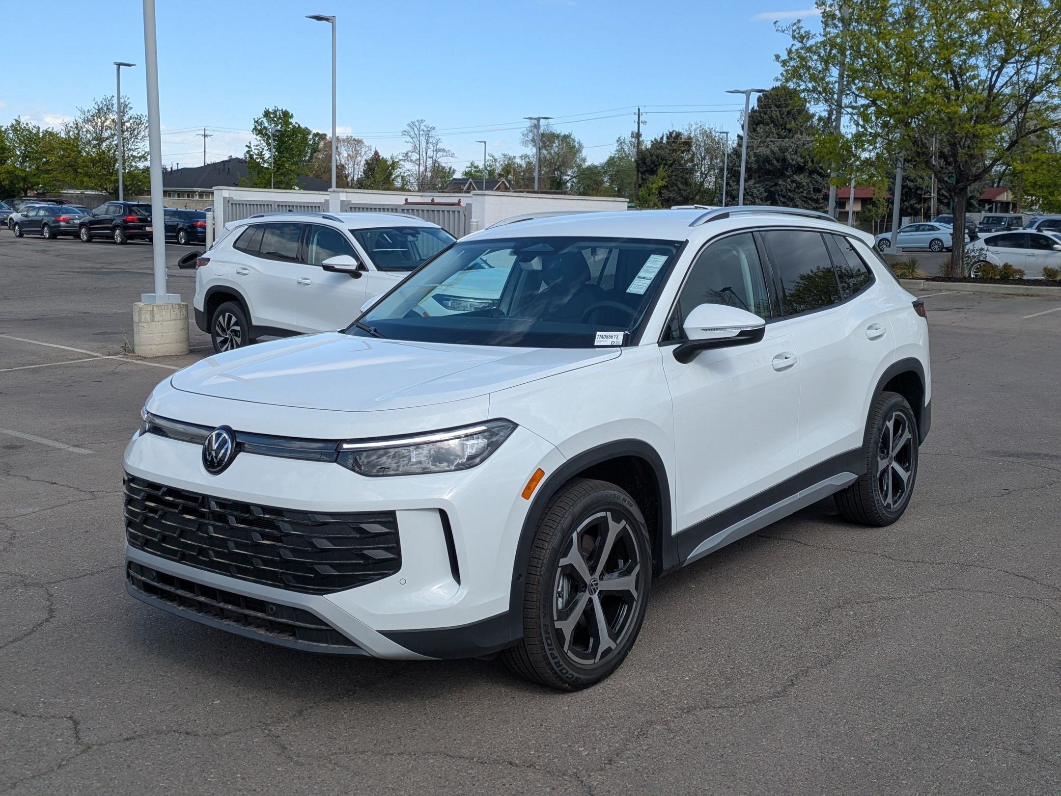 New 2026 Pure White Volkswagen SE image 8