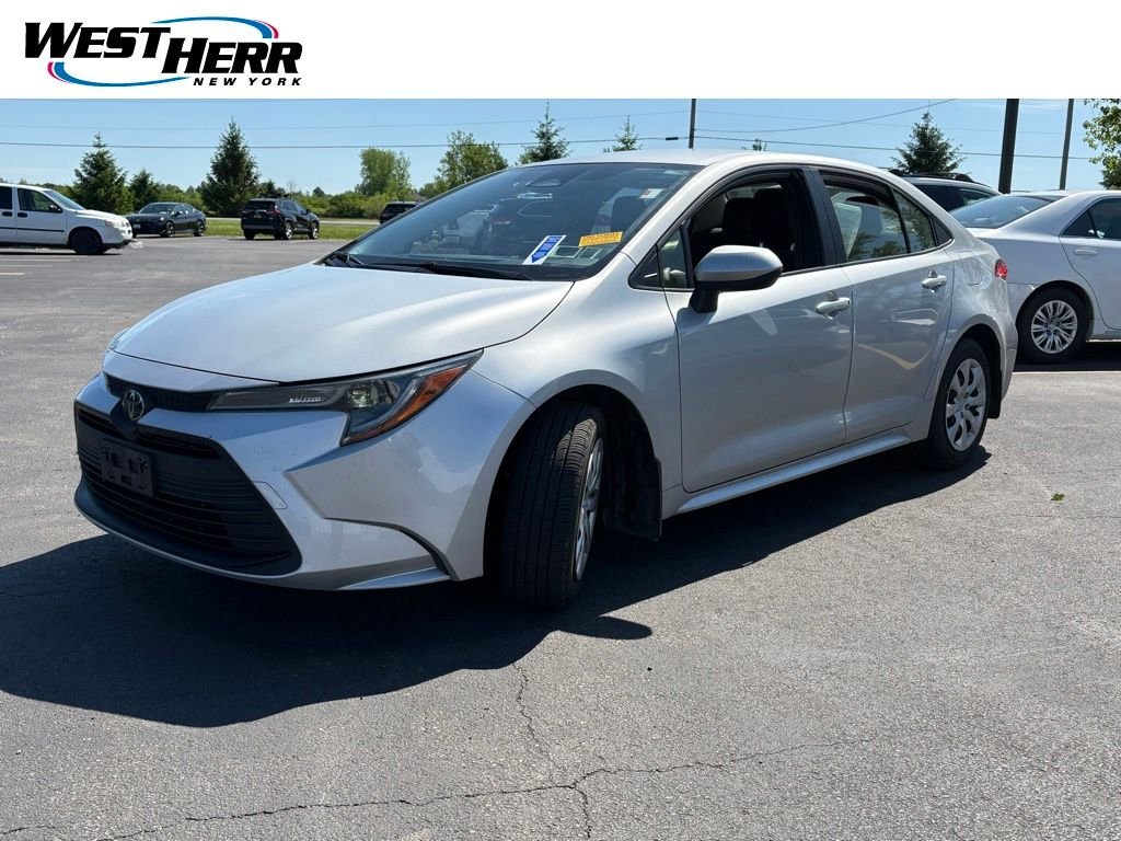 2023 Toyota Corolla LE CVT's photo