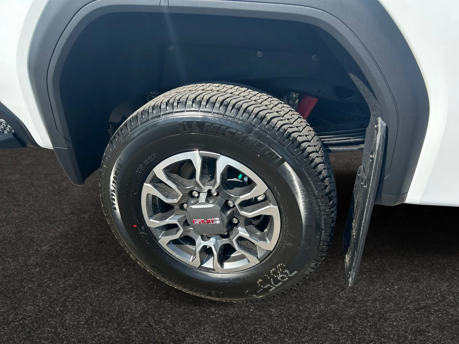 New 2026 Summit White GMC SLT image 9