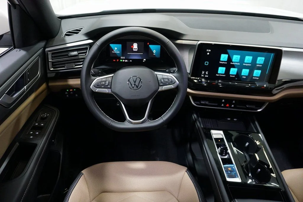 2025 Volkswagen Atlas Cross Sport SE w/Tech - Photo 12