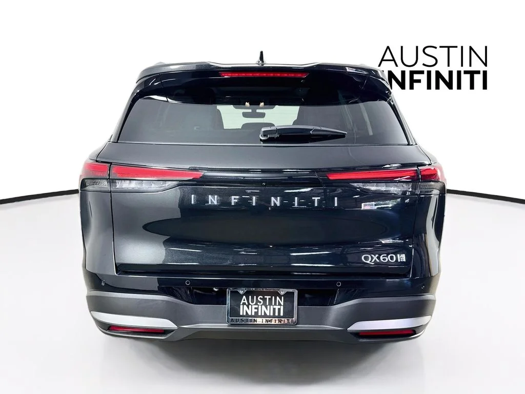 Certified Used 2026 Black INFINITI LUXE image 9