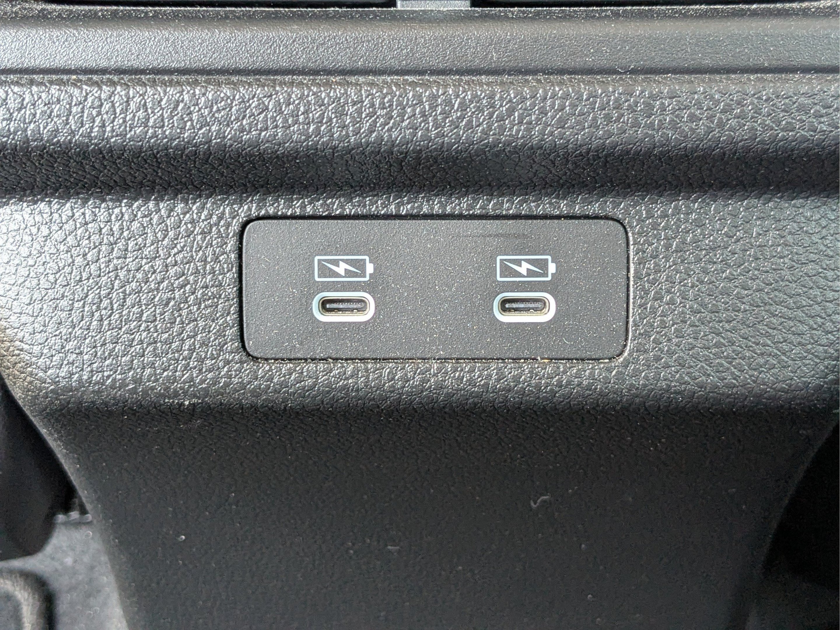 2023 Honda Accord Hybrid EX-L - Photo 11