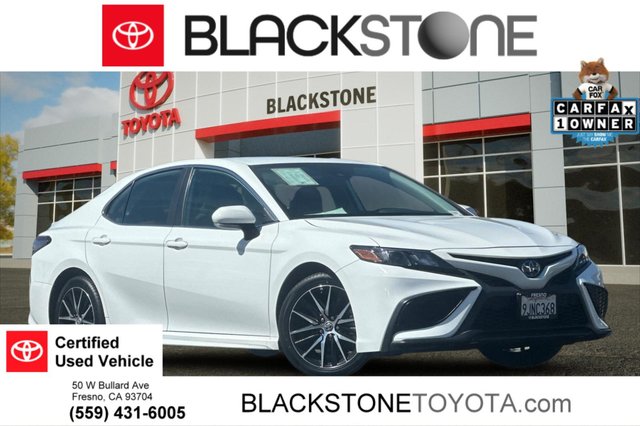 2024 Toyota Camry Hybrid SE