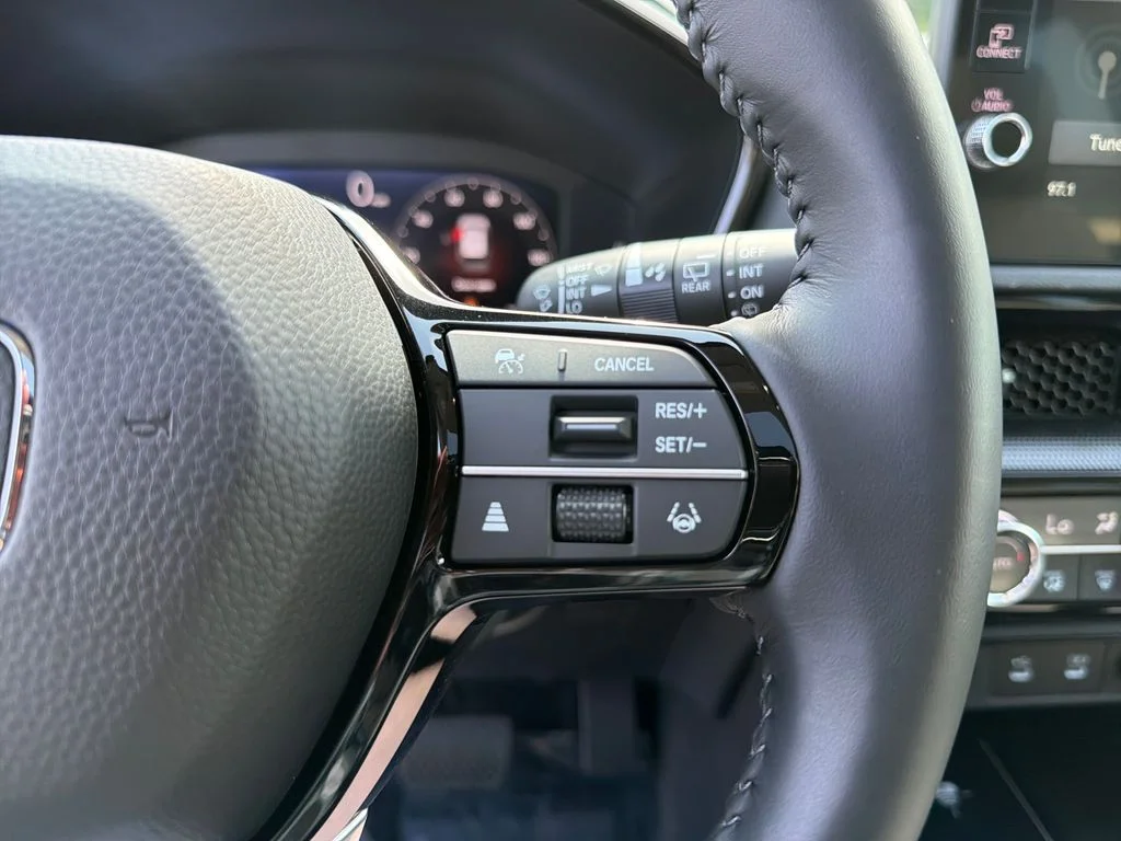 Used 2026 White Honda EX-L image 21