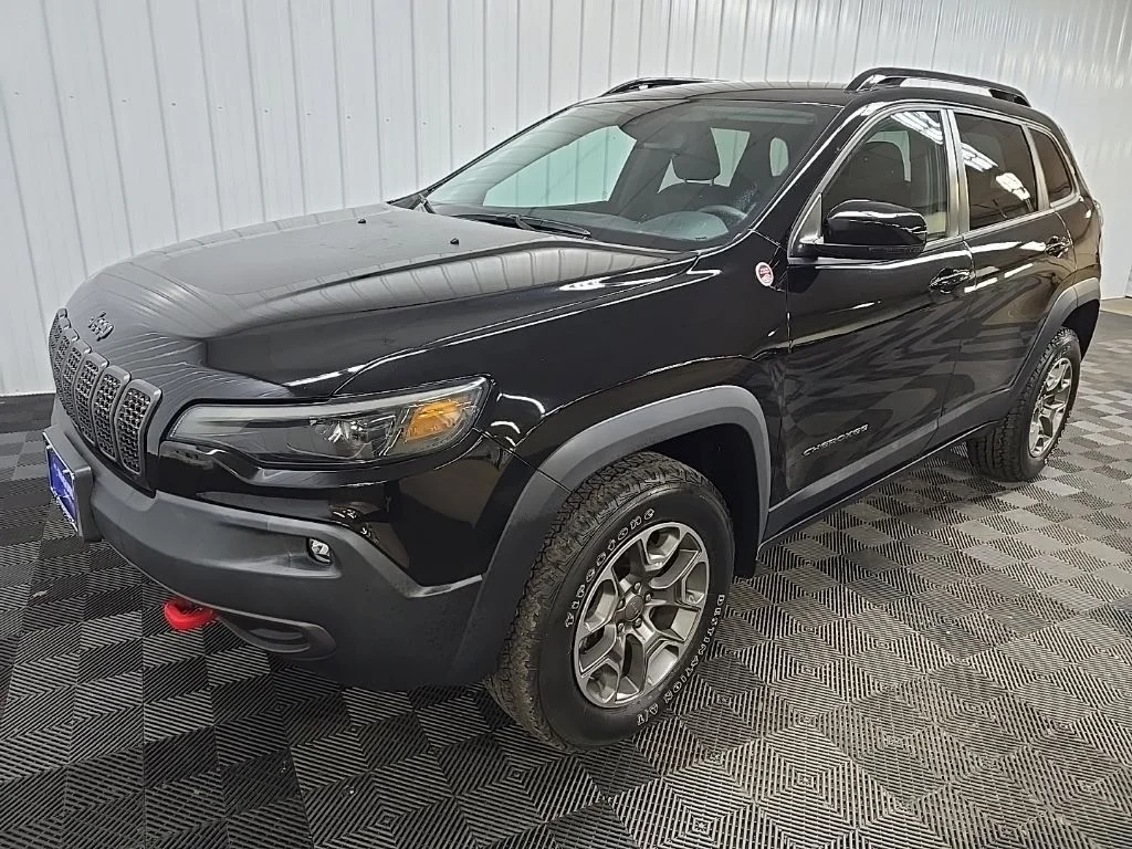 Used 2022 Black Jeep Trailhawk image 9