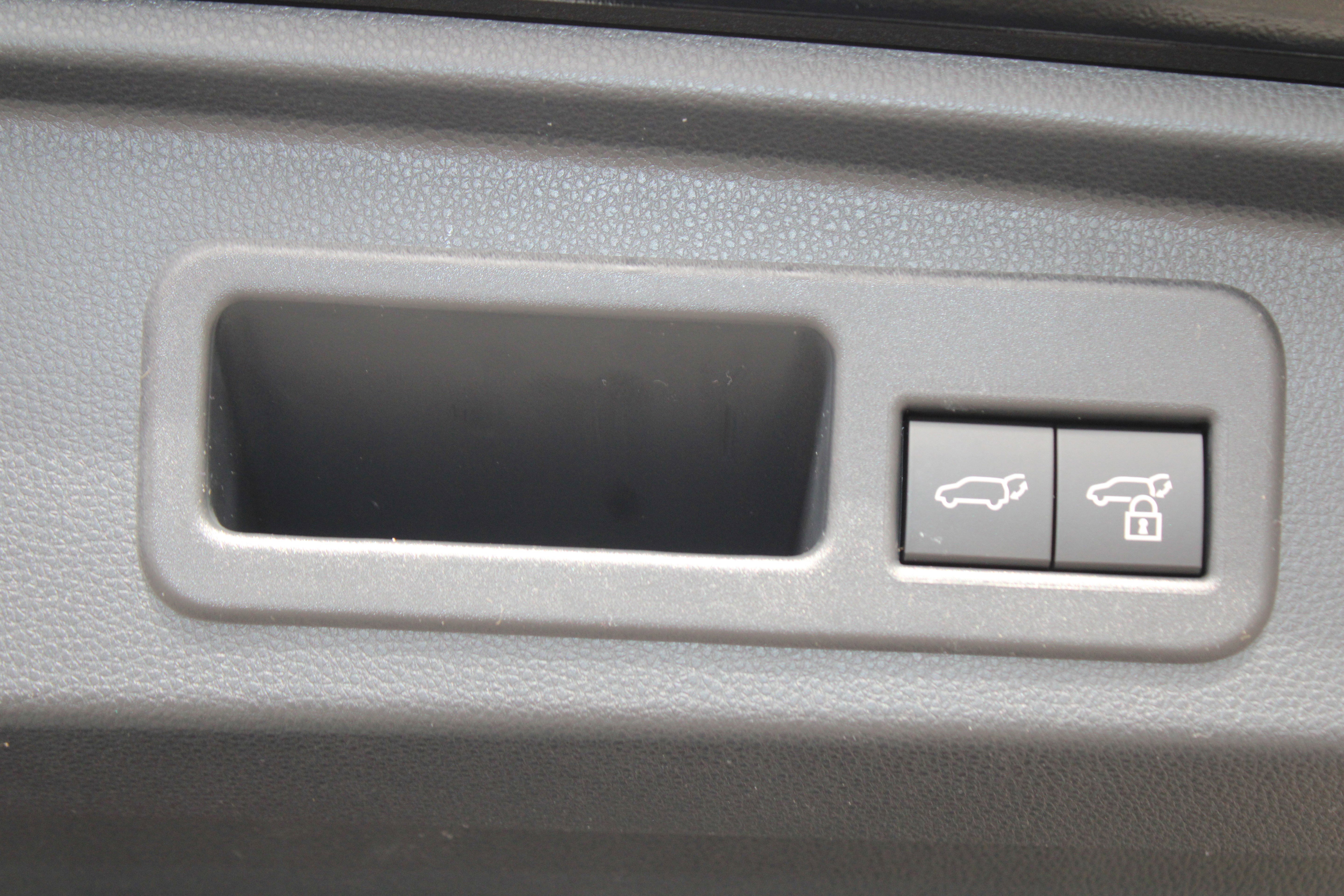 2026 Toyota 4Runner Limited - Photo 17