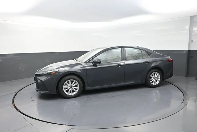 Used 2026  Toyota LE image 42