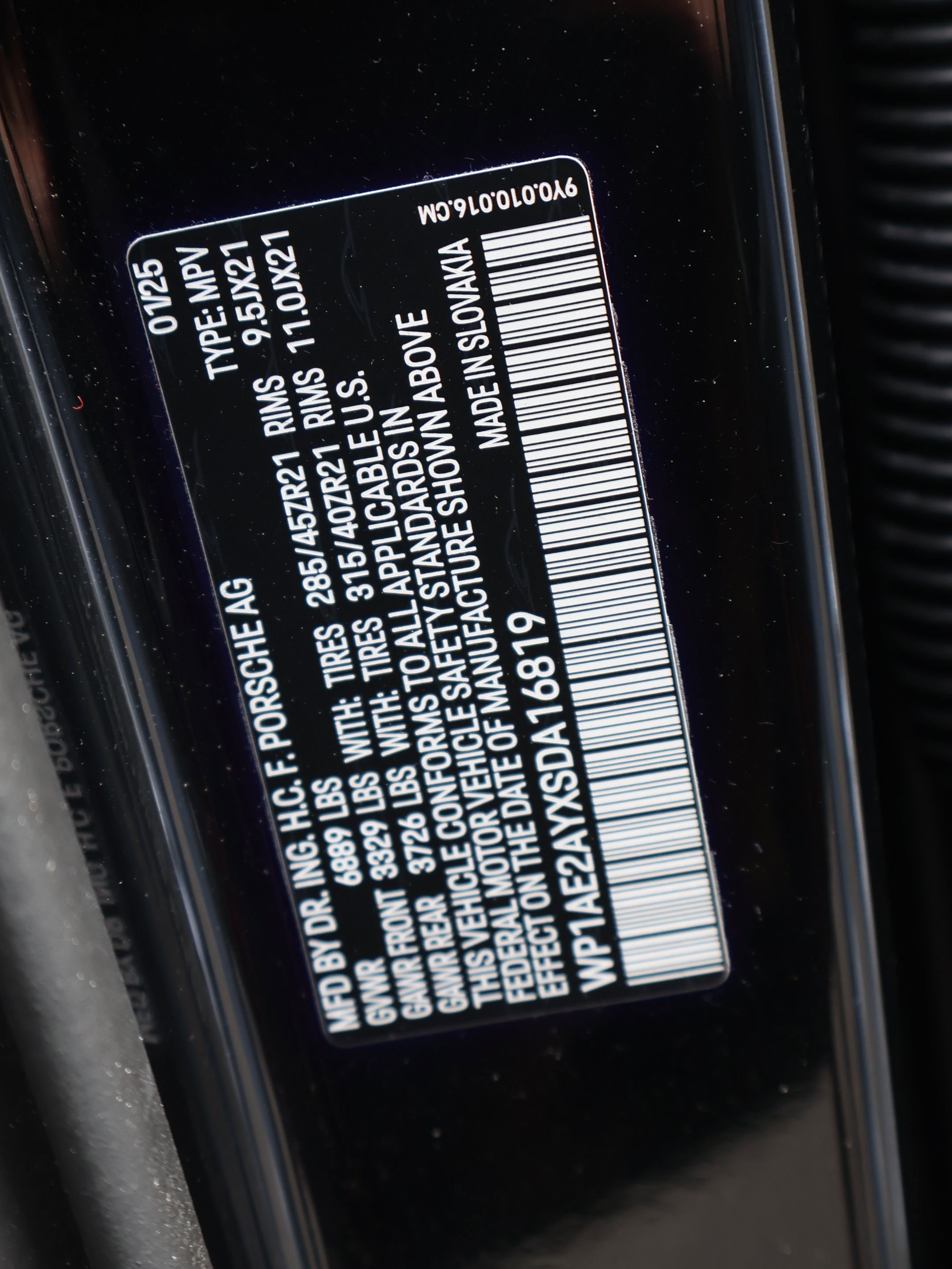 Certified Used 2025 Chromite Black Metallic Porsche E-Hybrid image 30
