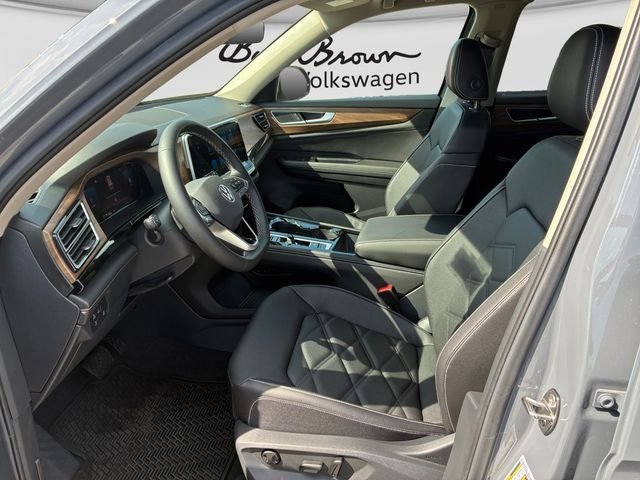 New 2026 Pure Gray Volkswagen SE w/Technology image 10