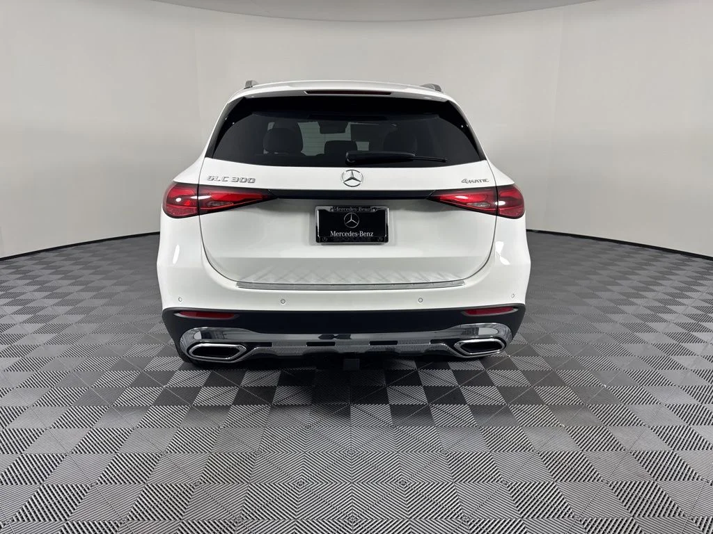 New 2026 White Mercedes-Benz GLC 300 image 5