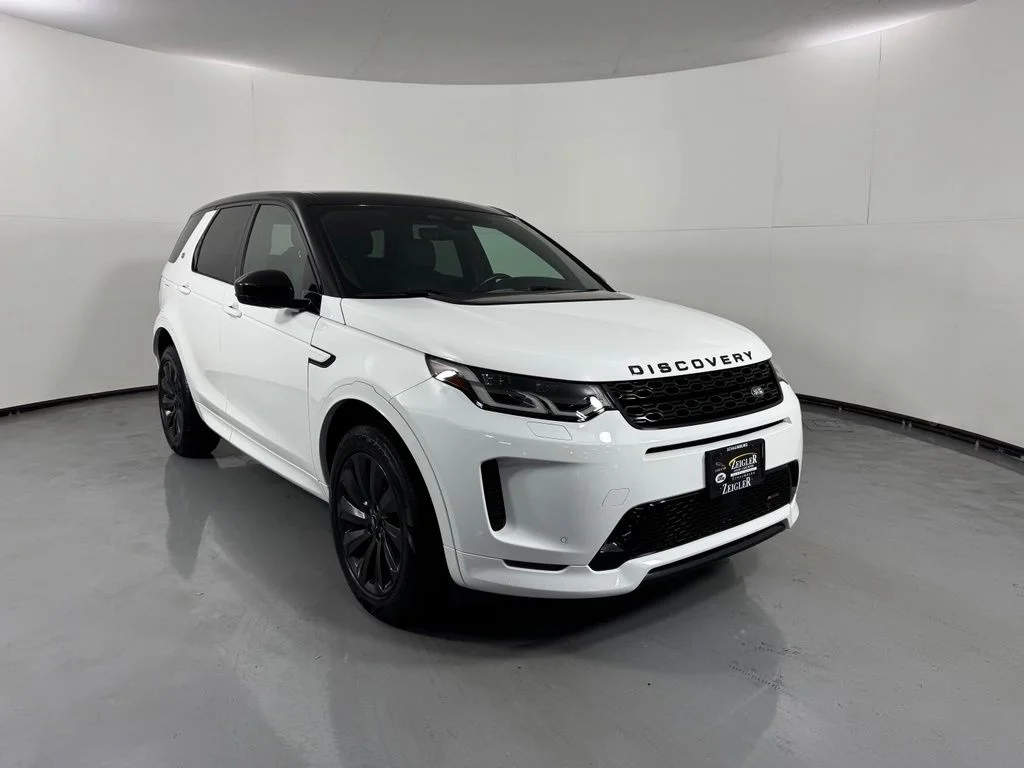 Used 2022 Fuji White Land Rover S R-Dynamic image 4