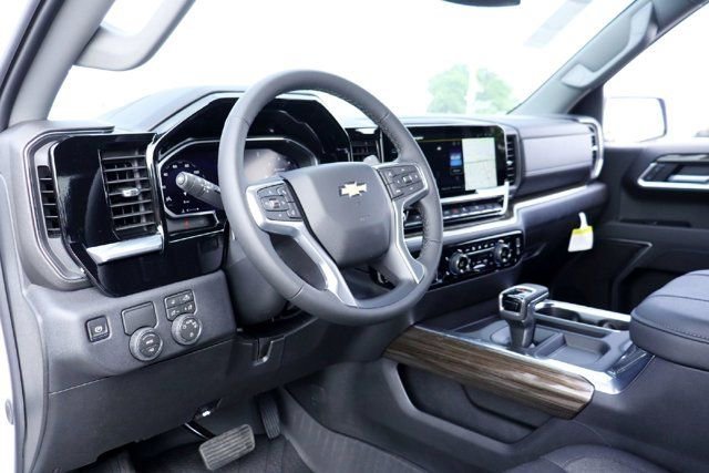 2026 Chevrolet Silverado 1500 LT - Photo 7