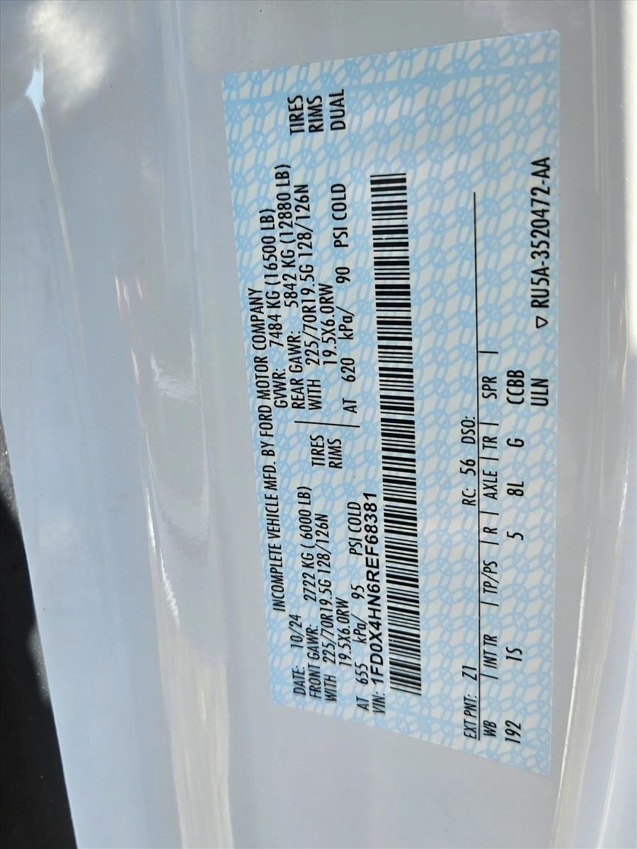 2024 Ford F-450 Super Duty Chassis Cab XL - Photo 26