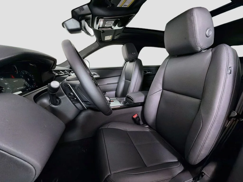 New 2026 Varesine Blue Land Rover S image 22