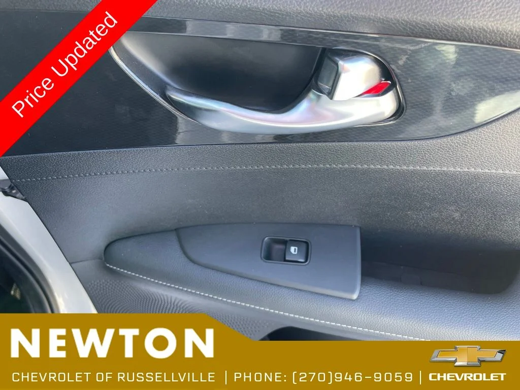 Used 2023 White Kia GT-Line image 32
