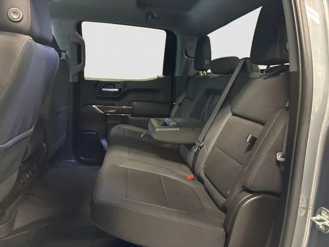 Used 2022 Steel Metallic GMC Elevation image 14