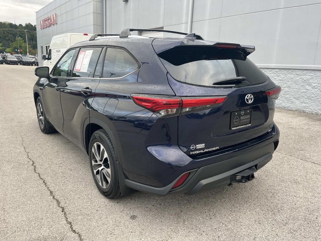 Used 2021 Blue Toyota XLE image 7