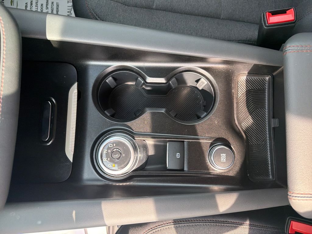 Used 2025 Gray Ford Active image 23