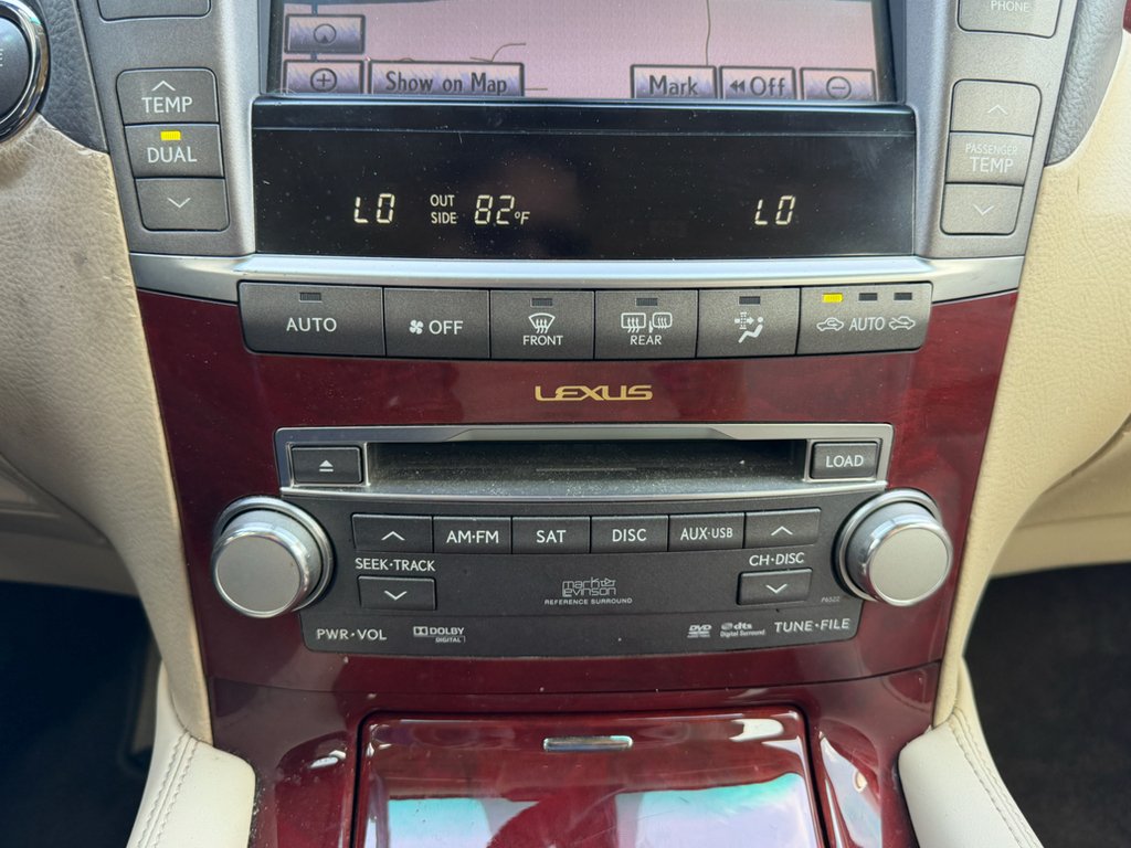 Used 2011 Starfire Pearl Lexus Base image 16