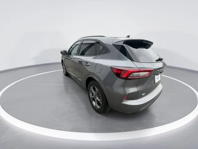 Used 2023 Gray Ford ST-Line image 6