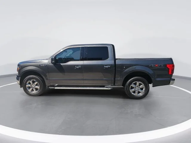 Used 2018 Gray Ford XLT image 6