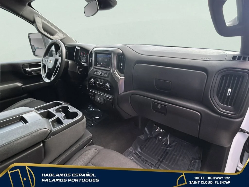 Used 2025 Summit White Chevrolet Custom image 34