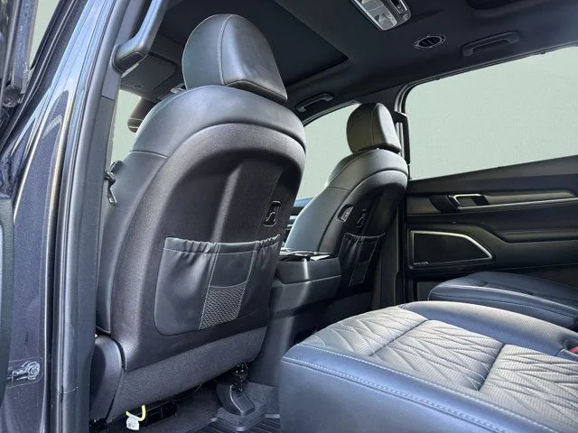 Used 2025 Gray Kia SX X-Line image 19