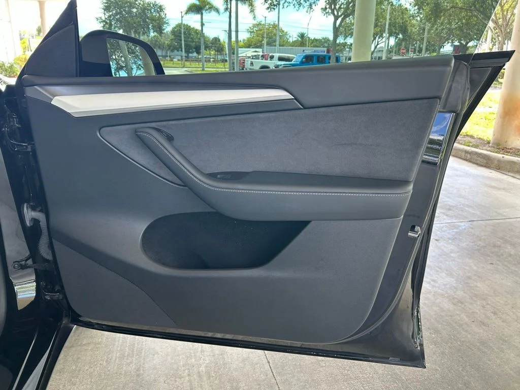 Used 2024 Black Tesla Long Range image 24