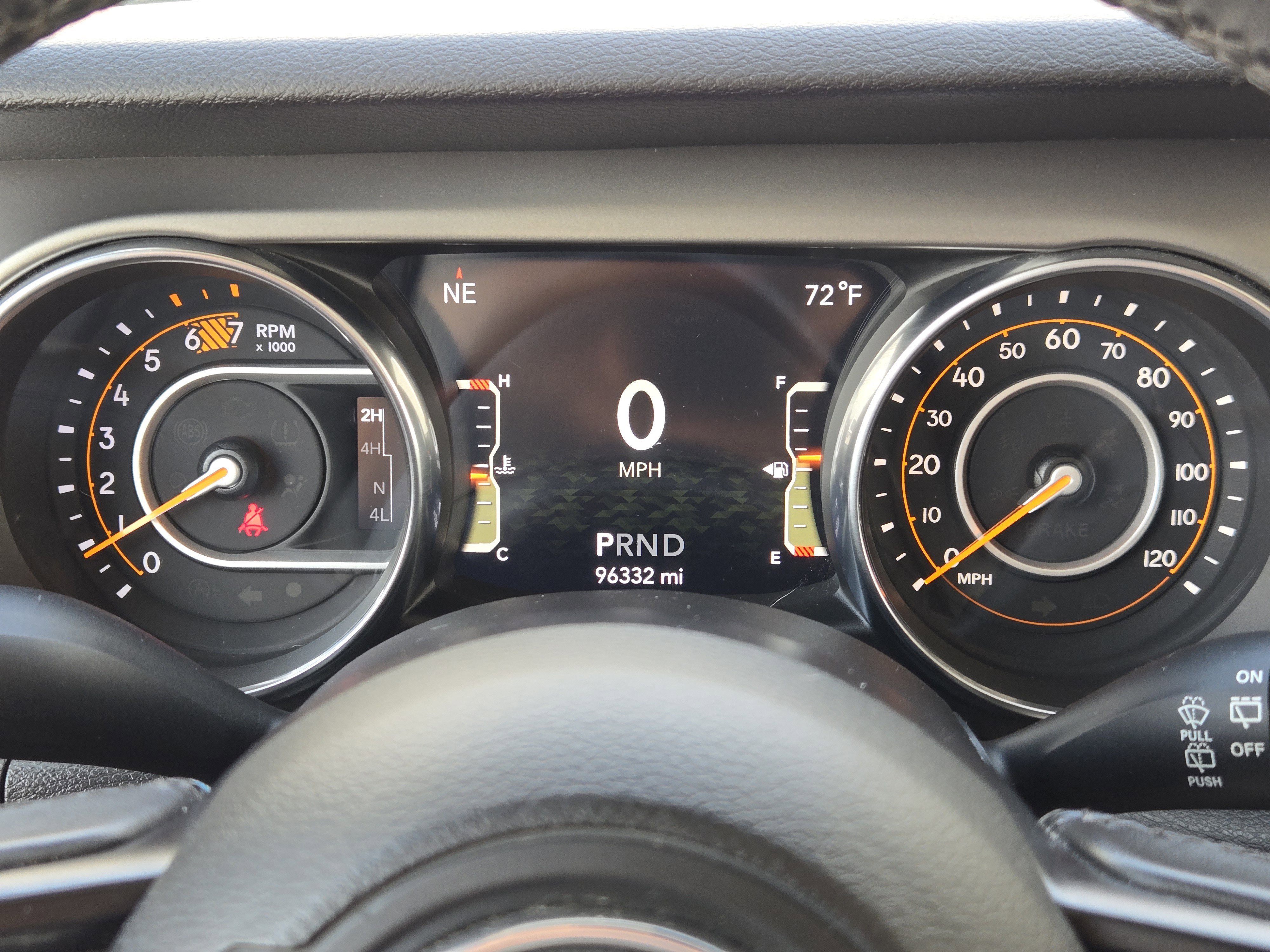 Used 2019 Granite Crystal Metallic Clearcoat Jeep Sport S image 17
