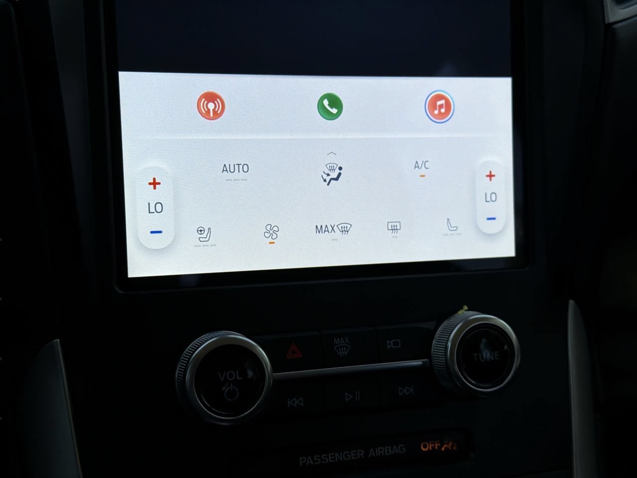 Used 2023 Black Metallic Ford SEL image 23