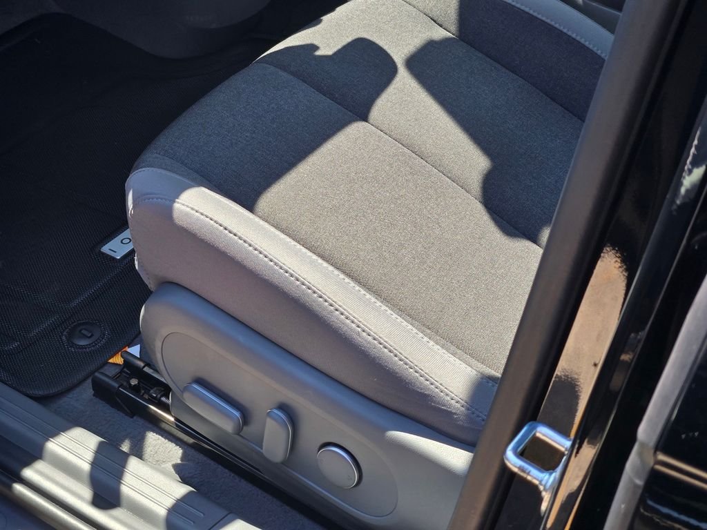 2024 Hyundai IONIQ 5 SE - Photo 29