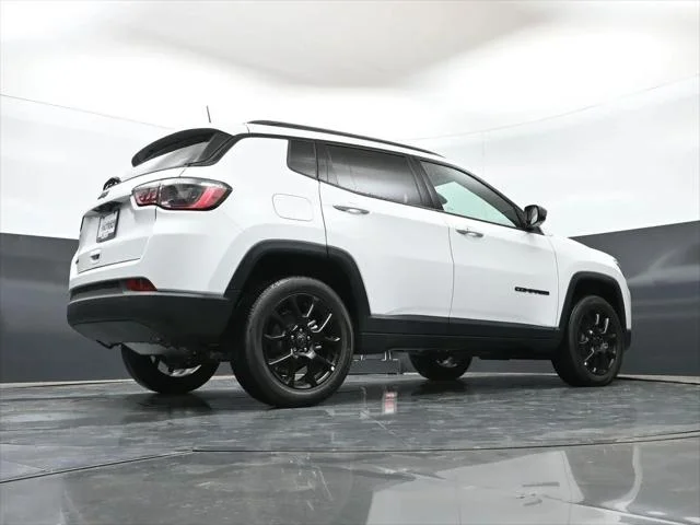 2026 Jeep Compass Latitude Altitude - Photo 53