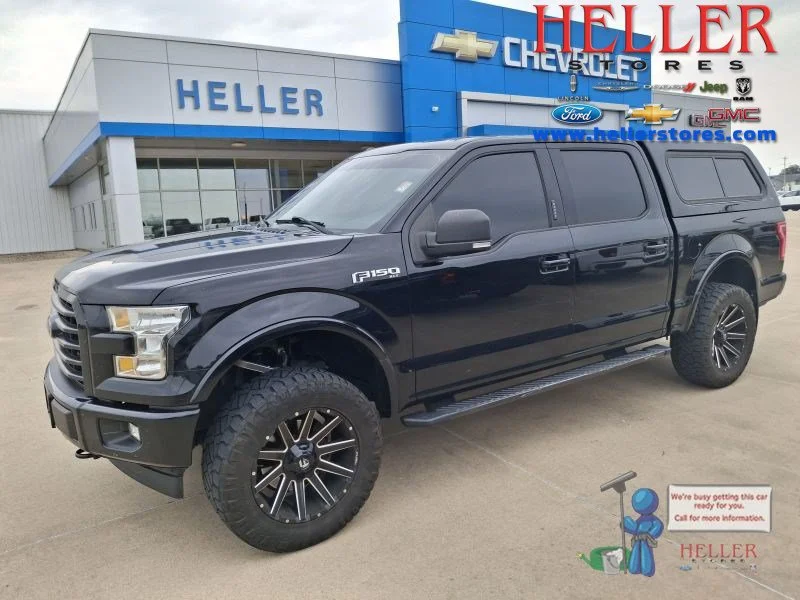 Used 2017 Shadow Black Ford XLT image 1