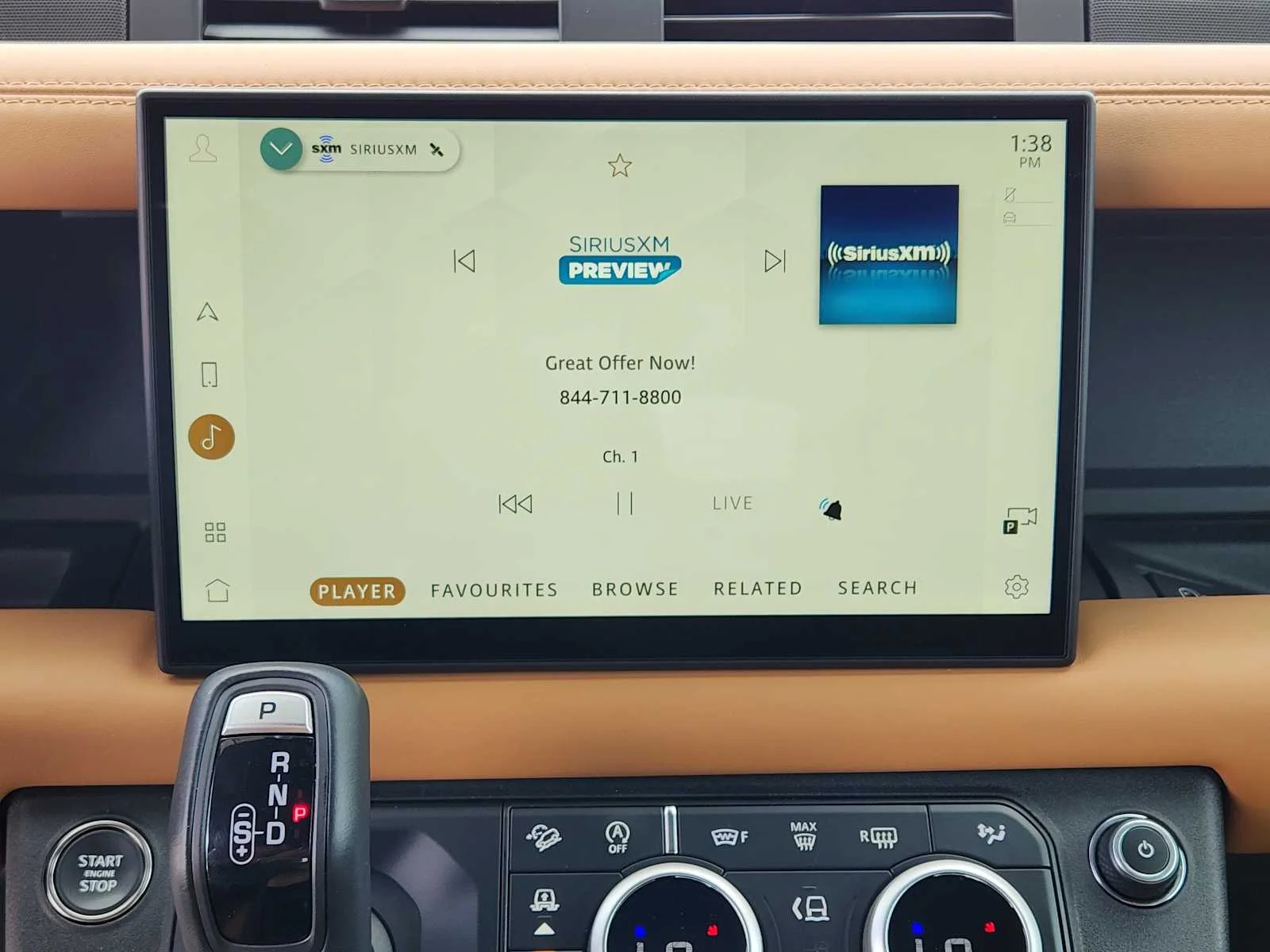 Used 2024 Santorini Black Metallic Land Rover V8 image 17