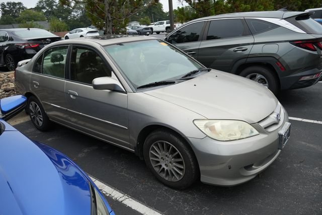 Used 2005  Honda EX image 12