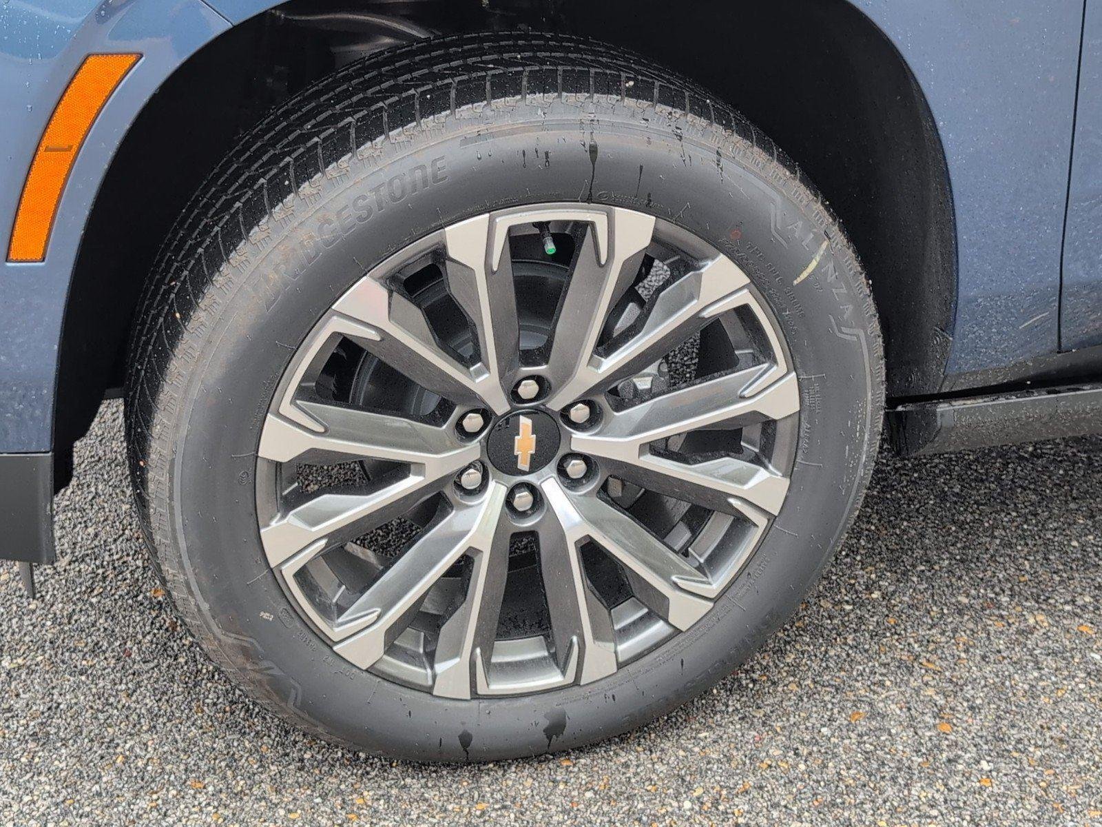 New 2026 Lakeshore Blue Metallic Chevrolet High Country image 12