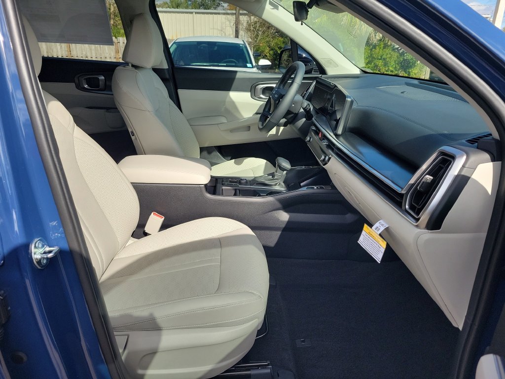 New 2026 Midnight Lake Blue Kia S image 7
