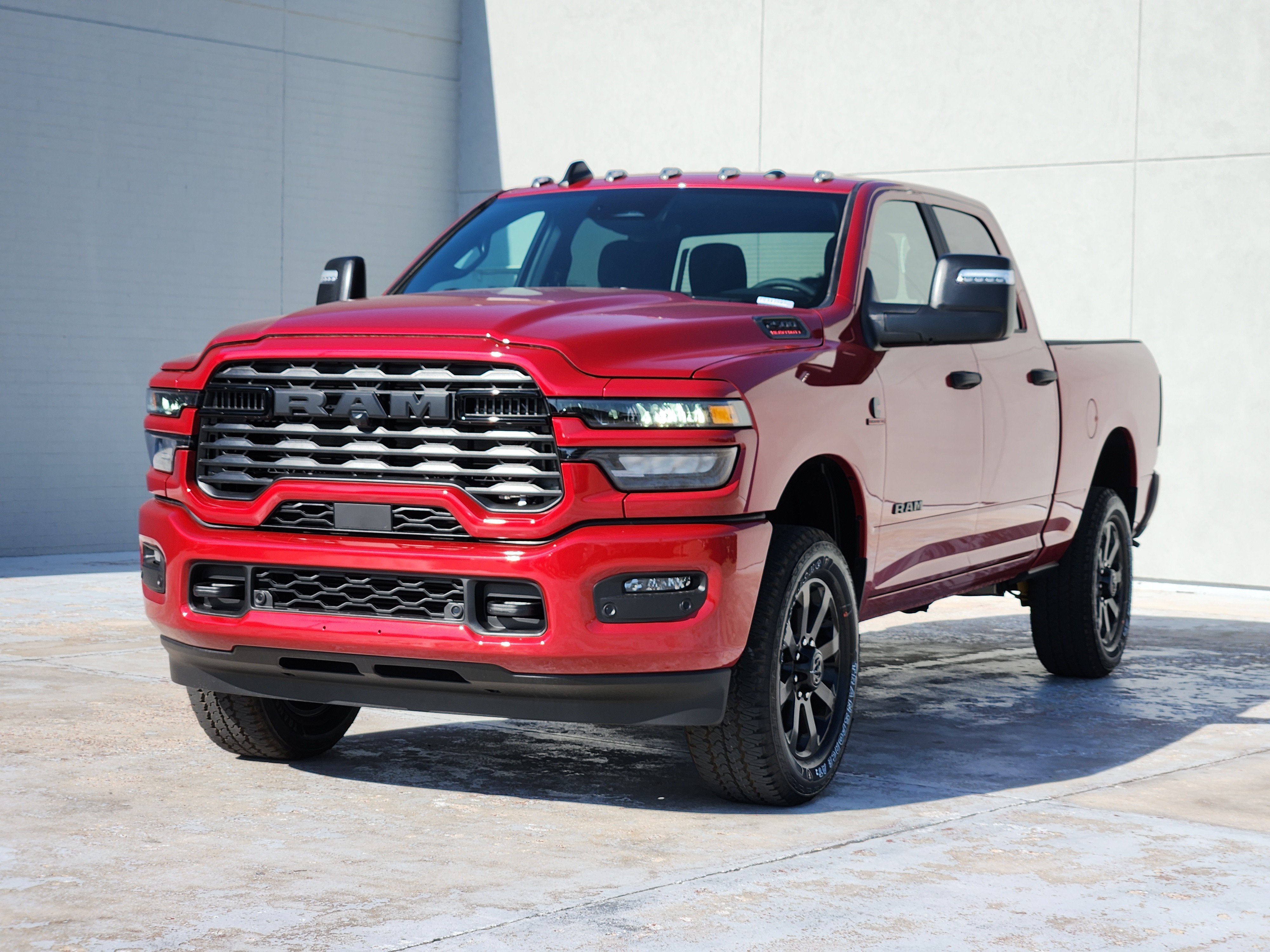New 2026 Molten Red Pearl-Coat Exterior Paint RAM Big Horn image 2