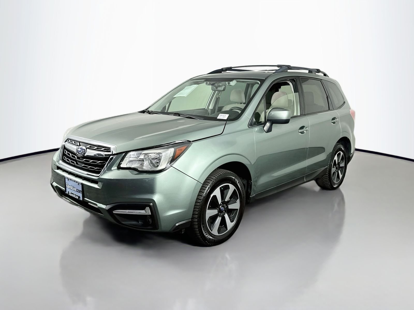 Used 2017 Jasmine Green Metallic Subaru 2.5i Premium image 3