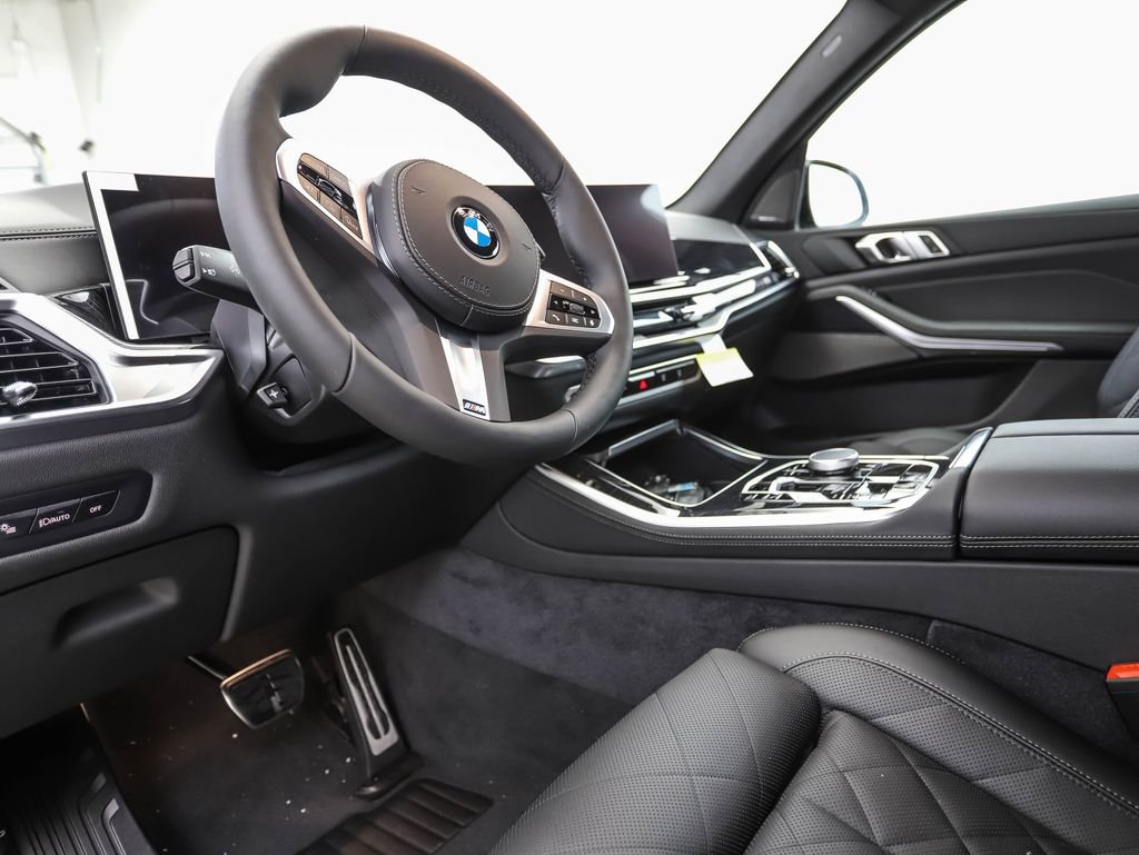 Used 2026 Gray Metallic BMW xDrive40i image 10